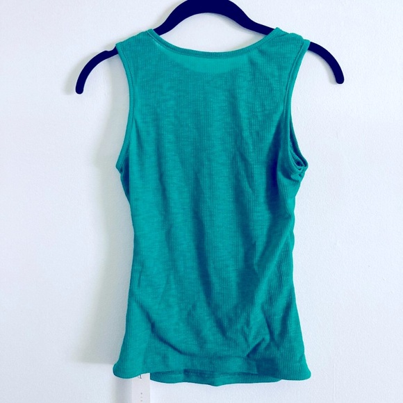 Green Ribbed & Layered Tank Top - Picture 9 of 9